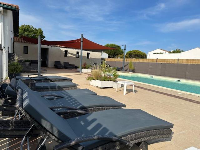 Hotel Les Jardins d'Oléron Saint-Pierre-d'Oleron Exterior foto